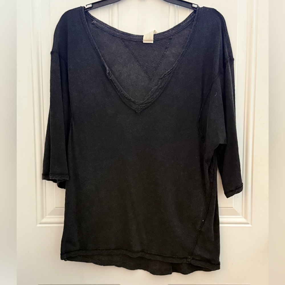 Free People We The Free Dark Gray Linen Cotton Head in the Clouds V Neck Tee XS - Picture 2 of 16
